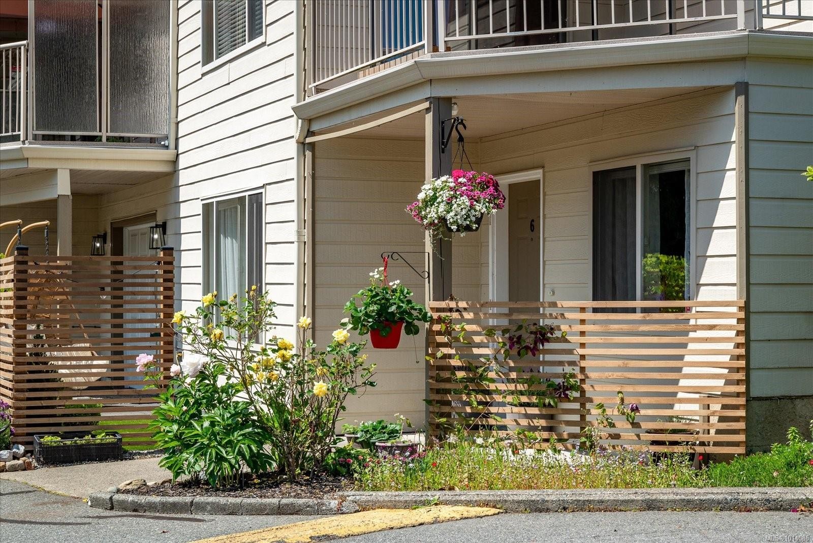 6-4271 Wellington Rd, Nanaimo, BC