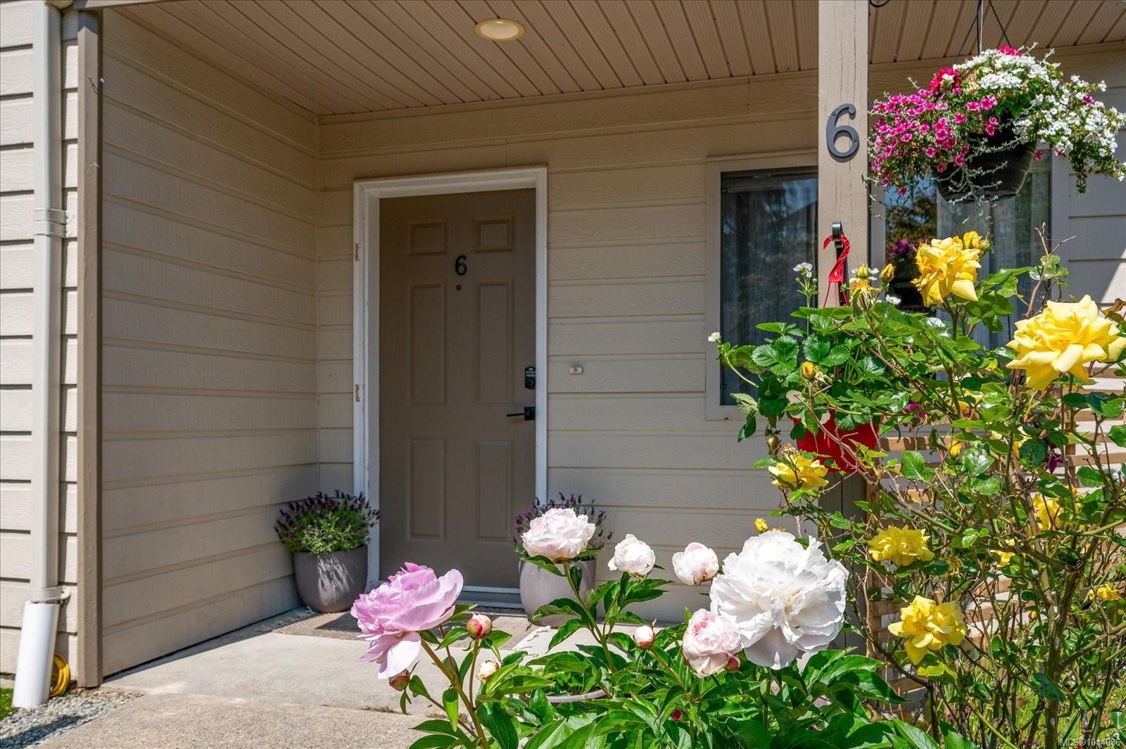 6-4271 Wellington Rd, Nanaimo, BC