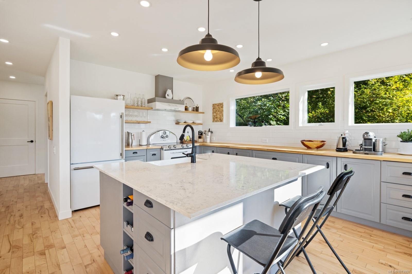 1784 Vee Rd, Cowichan Bay, BC