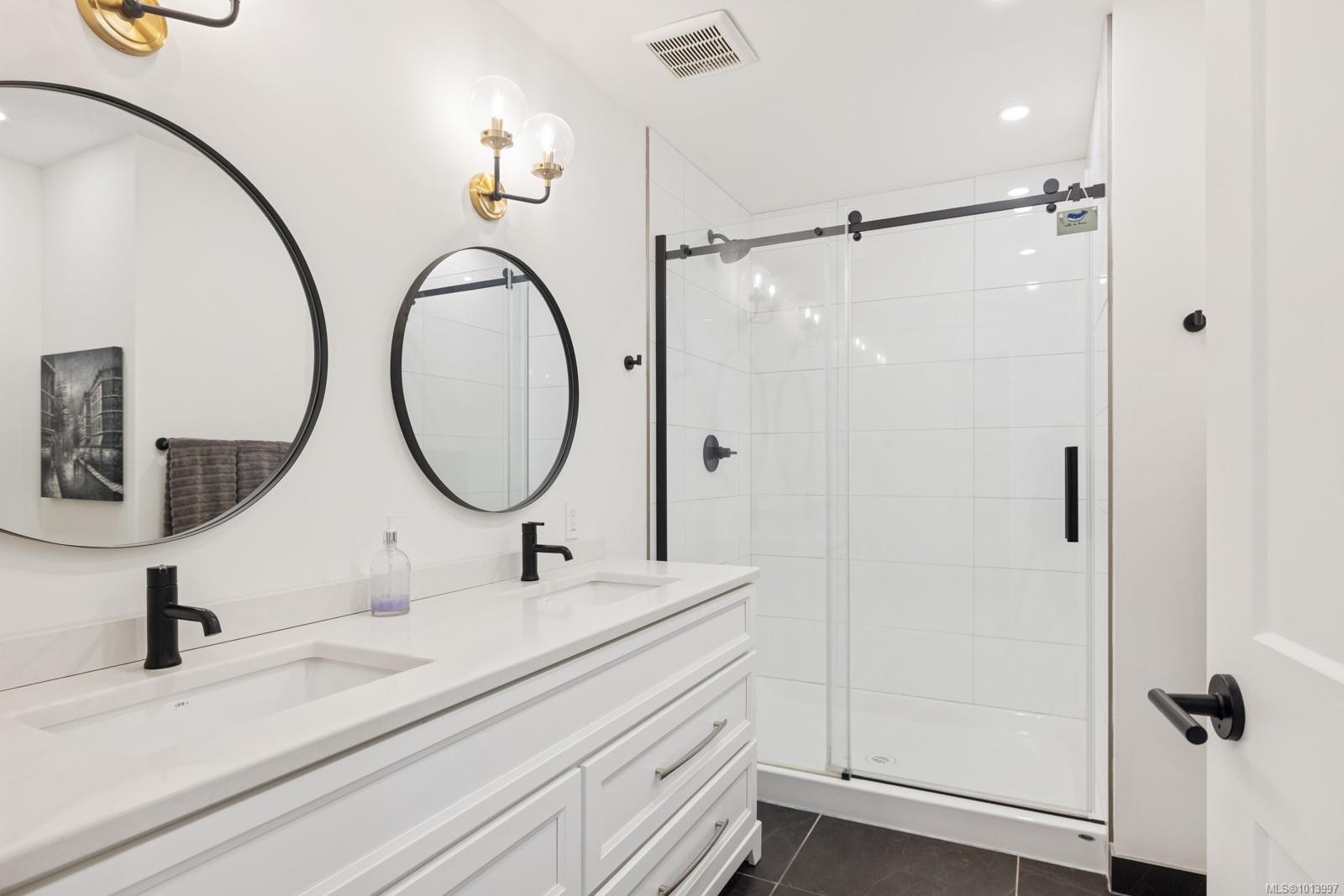 1784 Vee Rd, Cowichan Bay, BC