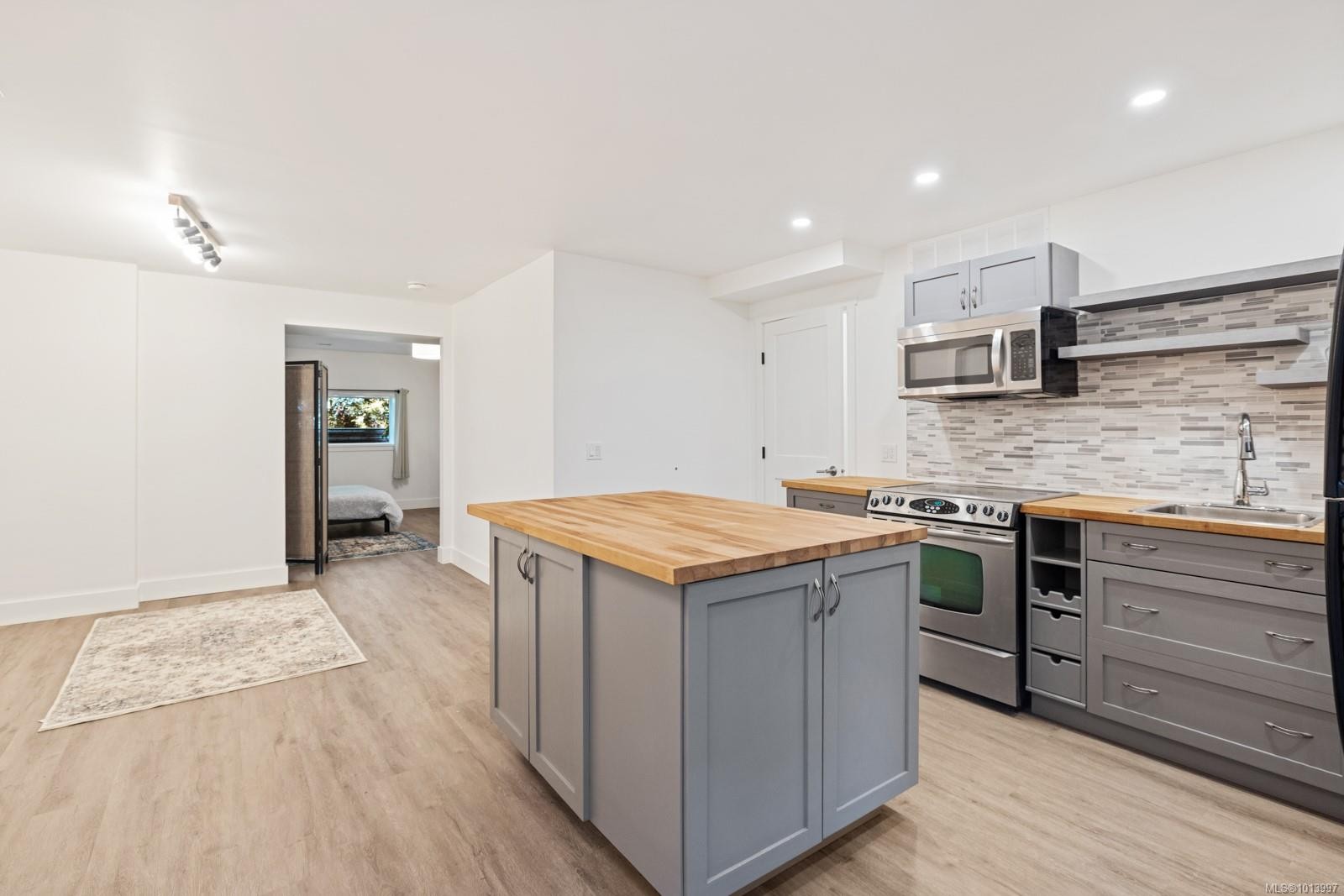 1784 Vee Rd, Cowichan Bay, BC