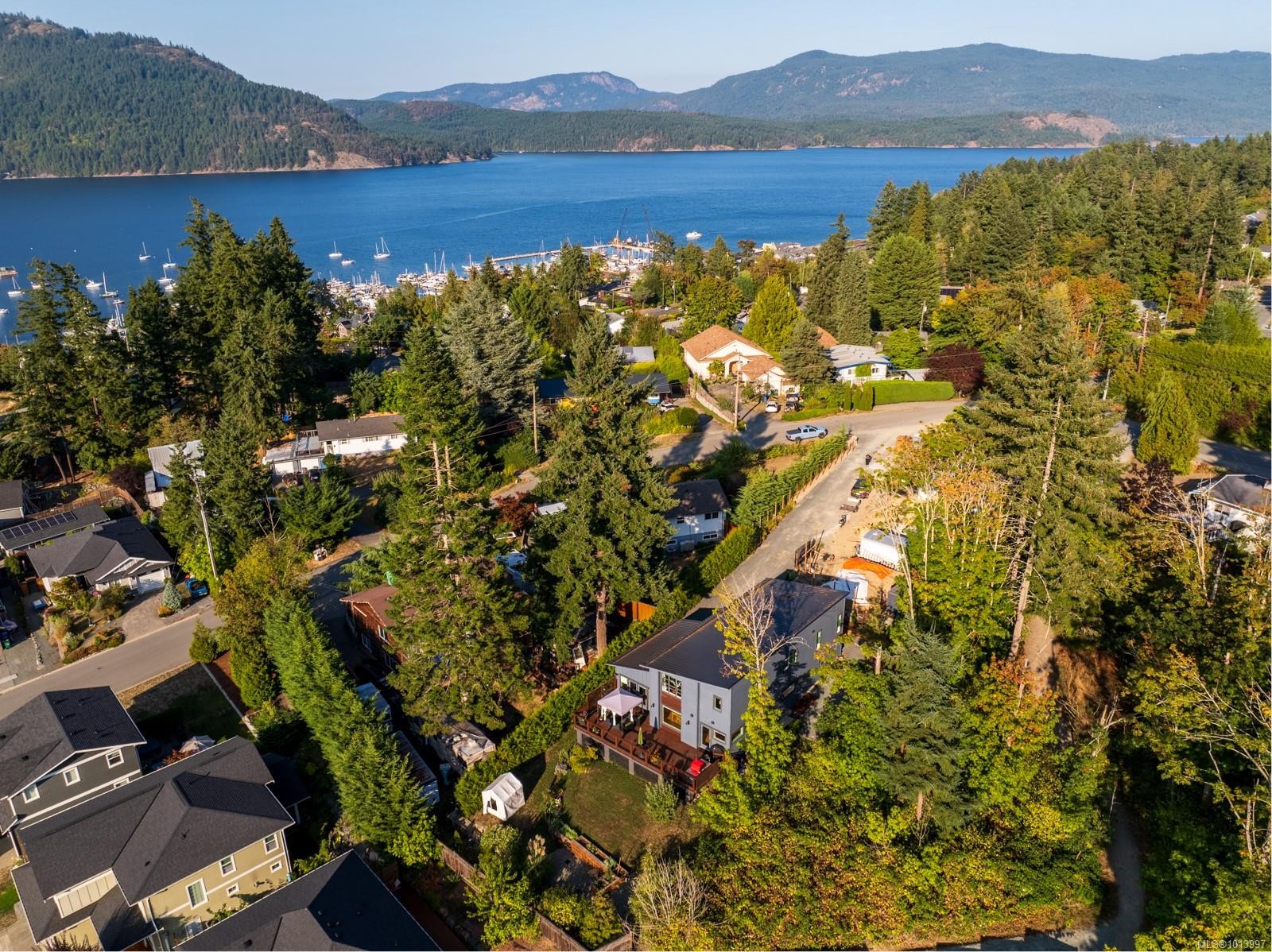 1784 Vee Rd, Cowichan Bay, BC