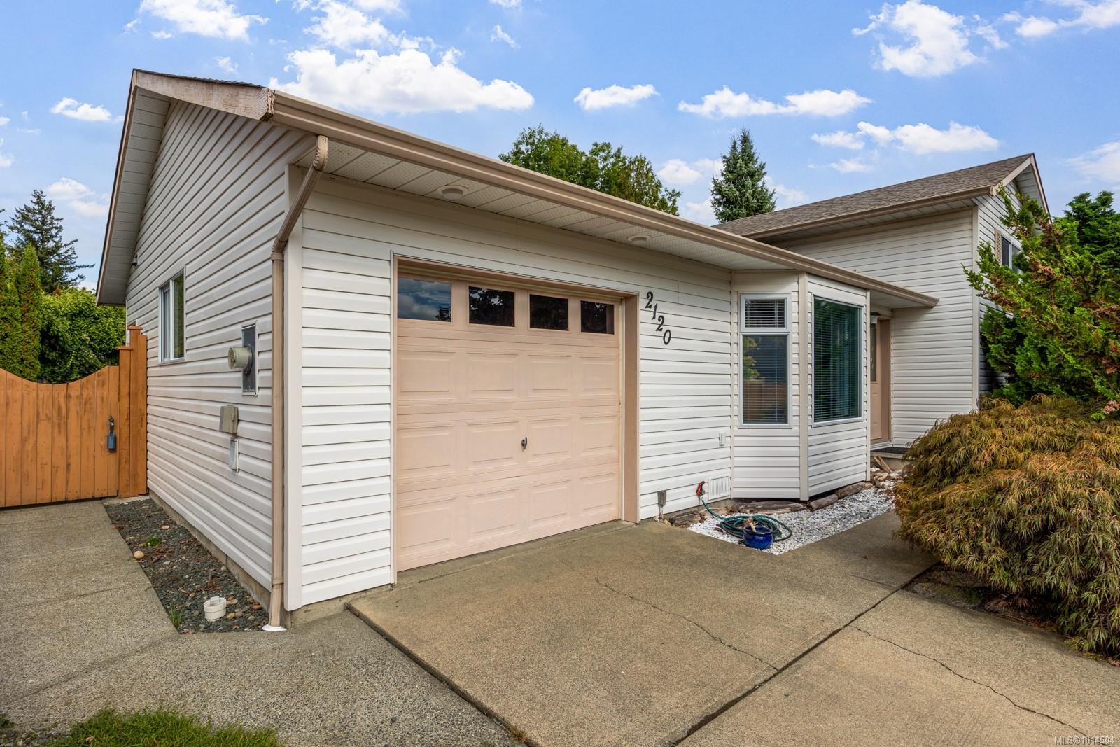 2120 Plover Crt, Comox, BC