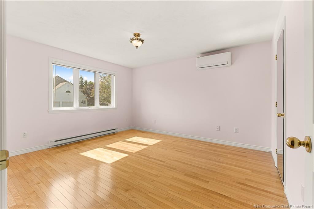 45 Foxwood Dr, Moncton, NB