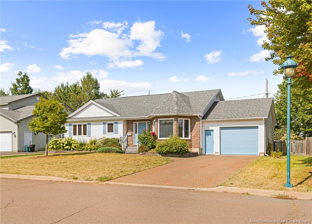 45 Foxwood Dr, Moncton, NB