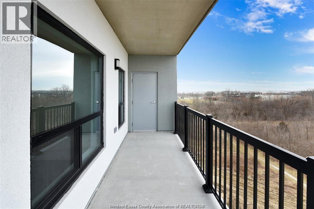 3290 Stella Crescent Unit# 604, Windsor, ON - Outdoor With Exterior