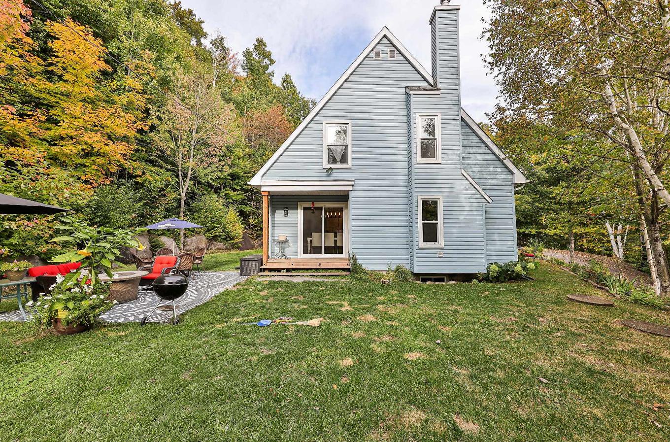 Cour - 1200 Route 329 S., Sainte-Agathe-Des-Monts, QC - Outdoor