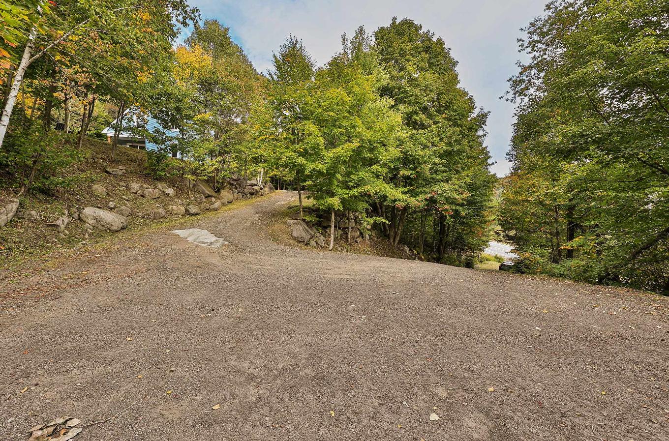 Cour - 1200 Route 329 S., Sainte-Agathe-Des-Monts, QC - Outdoor