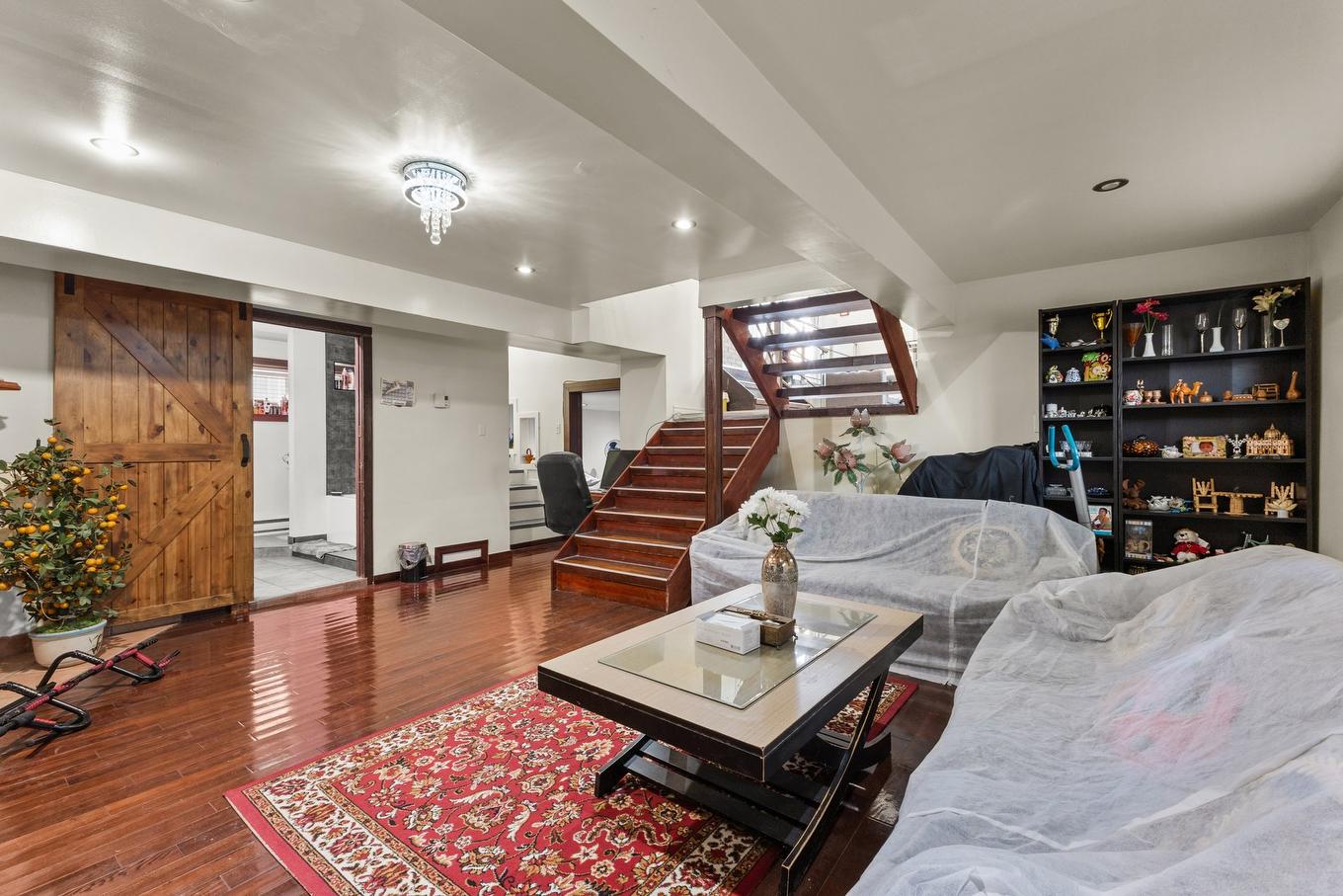 Salle familiale - 4040 40E Avenue, Montréal (Rivière-Des-Prairies/Pointe-Aux-Trembles), QC - Indoor Photo Showing Living Room