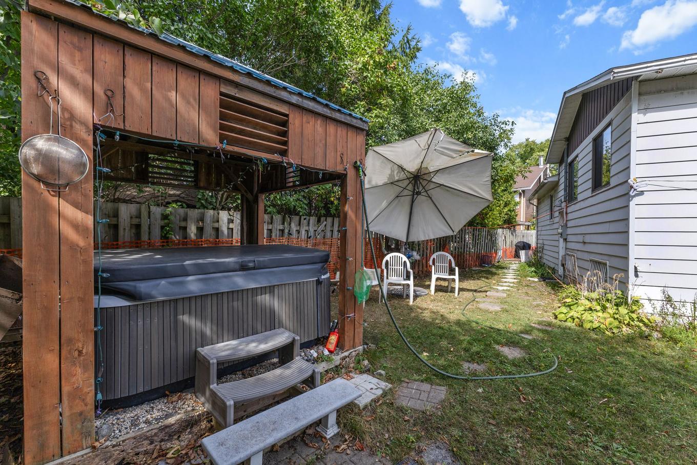 Cour - 4040 40E Avenue, Montréal (Rivière-Des-Prairies/Pointe-Aux-Trembles), QC - Outdoor