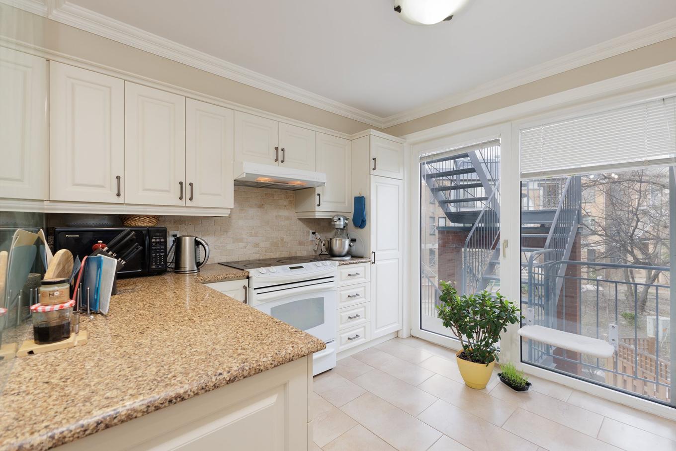 Cuisine - 508 Rue De La Noue, Montréal (Verdun/Île-Des-Soeurs), QC - Indoor Photo Showing Kitchen