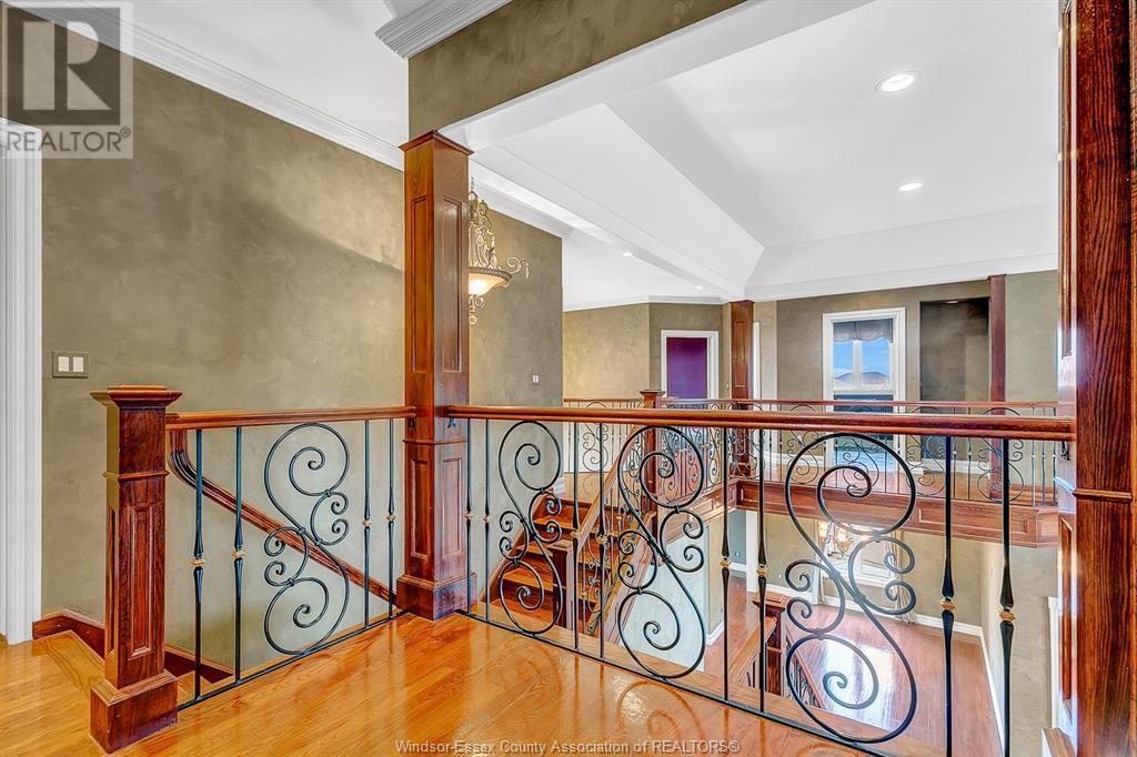 1585 Stoneybrook Crescent, Windsor, ON - Indoor Photo Showing Other Room