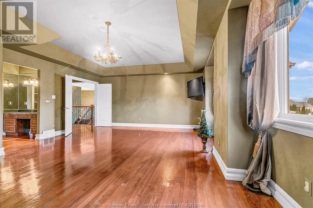 1585 Stoneybrook Crescent, Windsor, ON - Indoor Photo Showing Other Room