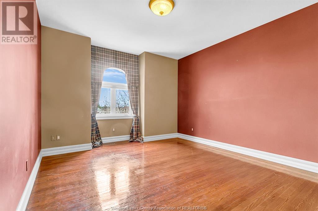 1585 Stoneybrook Crescent, Windsor, ON - Indoor Photo Showing Other Room