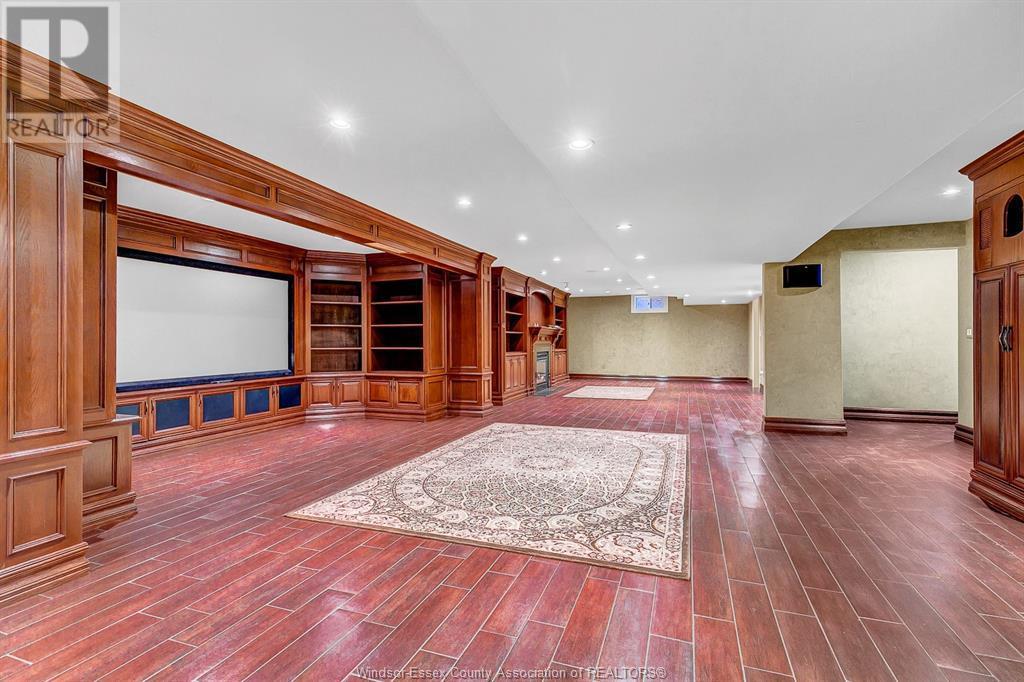 1585 Stoneybrook Crescent, Windsor, ON - Indoor Photo Showing Other Room