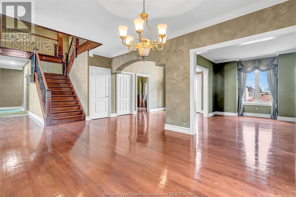 1585 Stoneybrook Crescent, Windsor, ON - Indoor Photo Showing Other Room