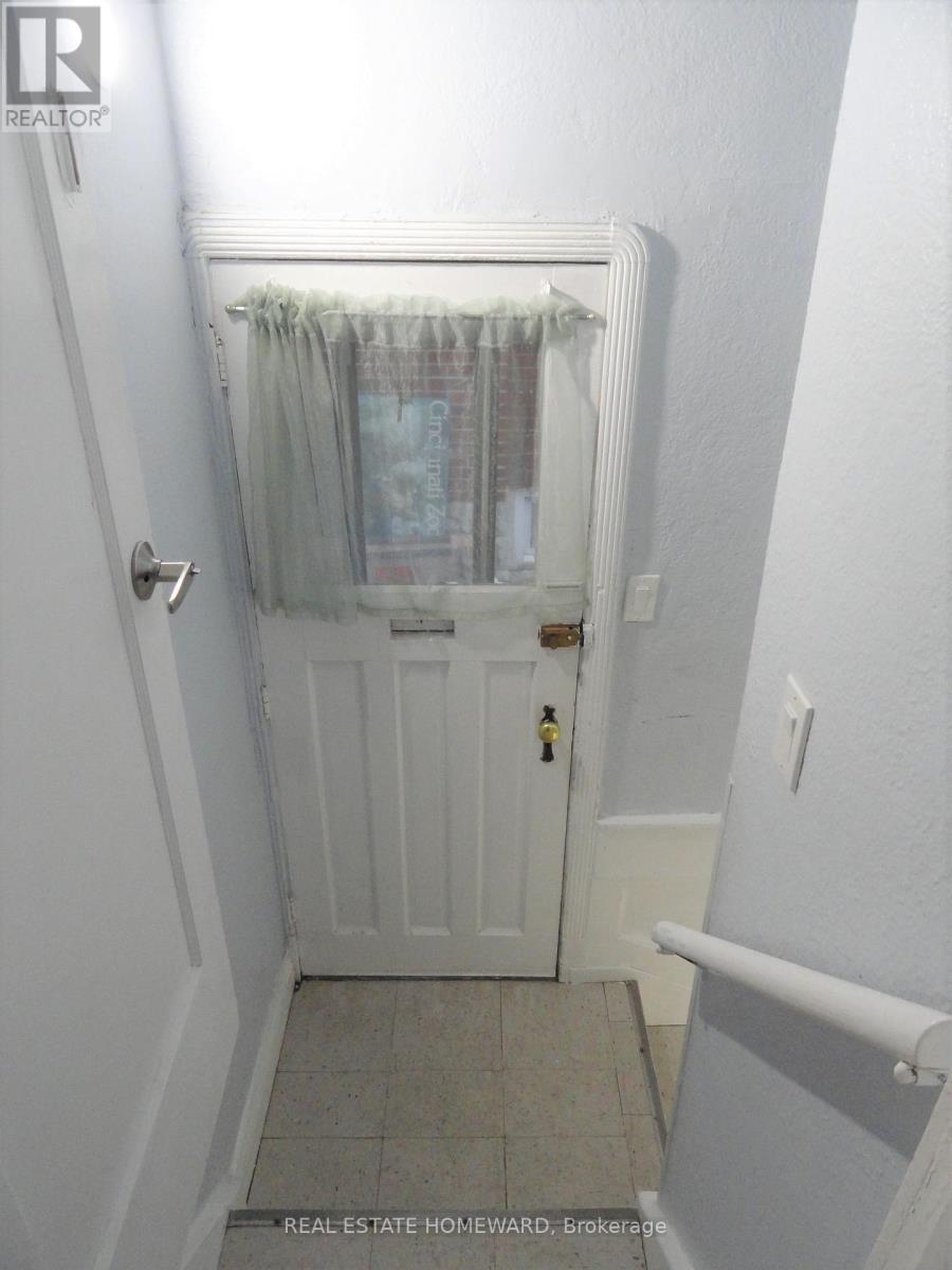 (Lower Level) - 328 Linsmore Crescent, Toronto, ON - Indoor