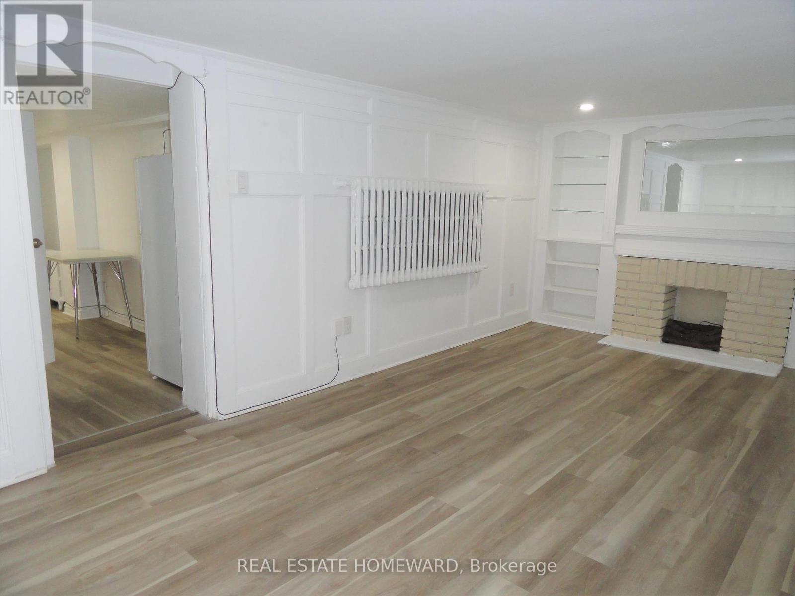 (Lower Level) - 328 Linsmore Crescent, Toronto, ON - Indoor Photo Showing Other Room