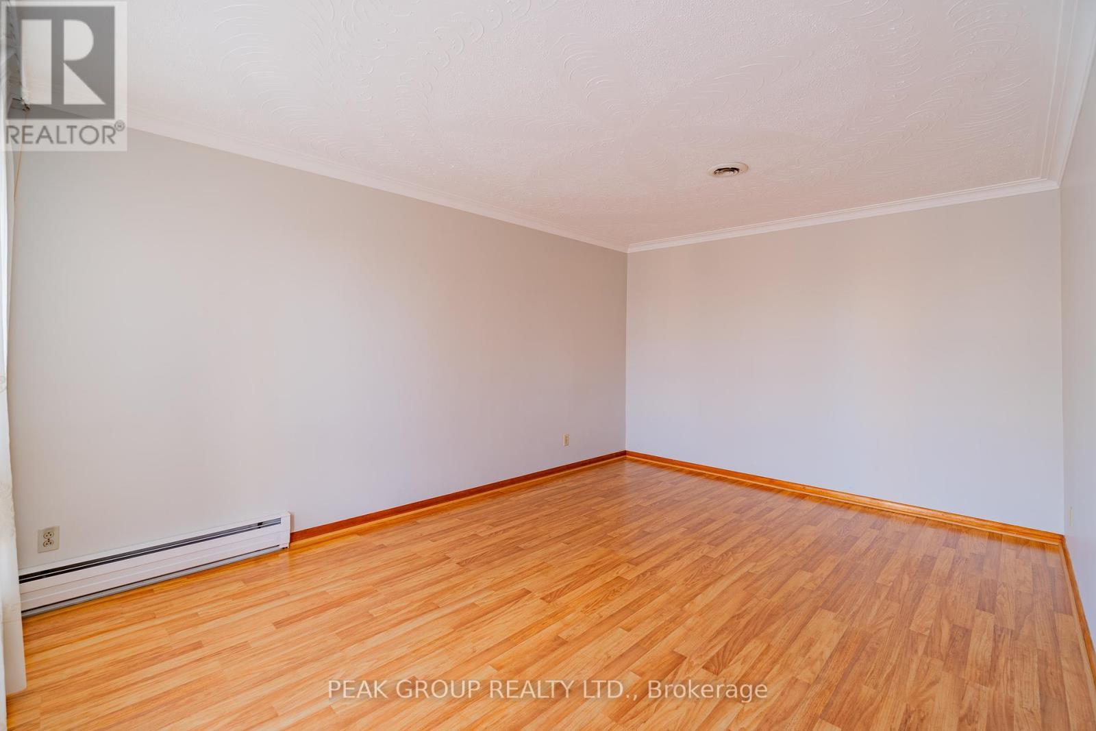 Upper - 248 Bertie Street, Fort Erie (Central), ON - Indoor Photo Showing Other Room