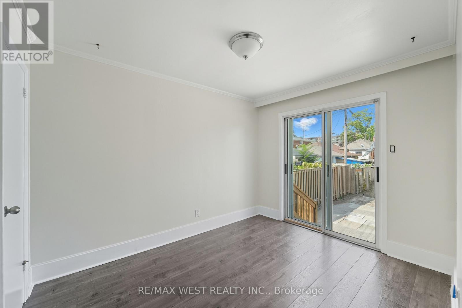 38 Feltham Avenue, Toronto, ON - Indoor Photo Showing Other Room