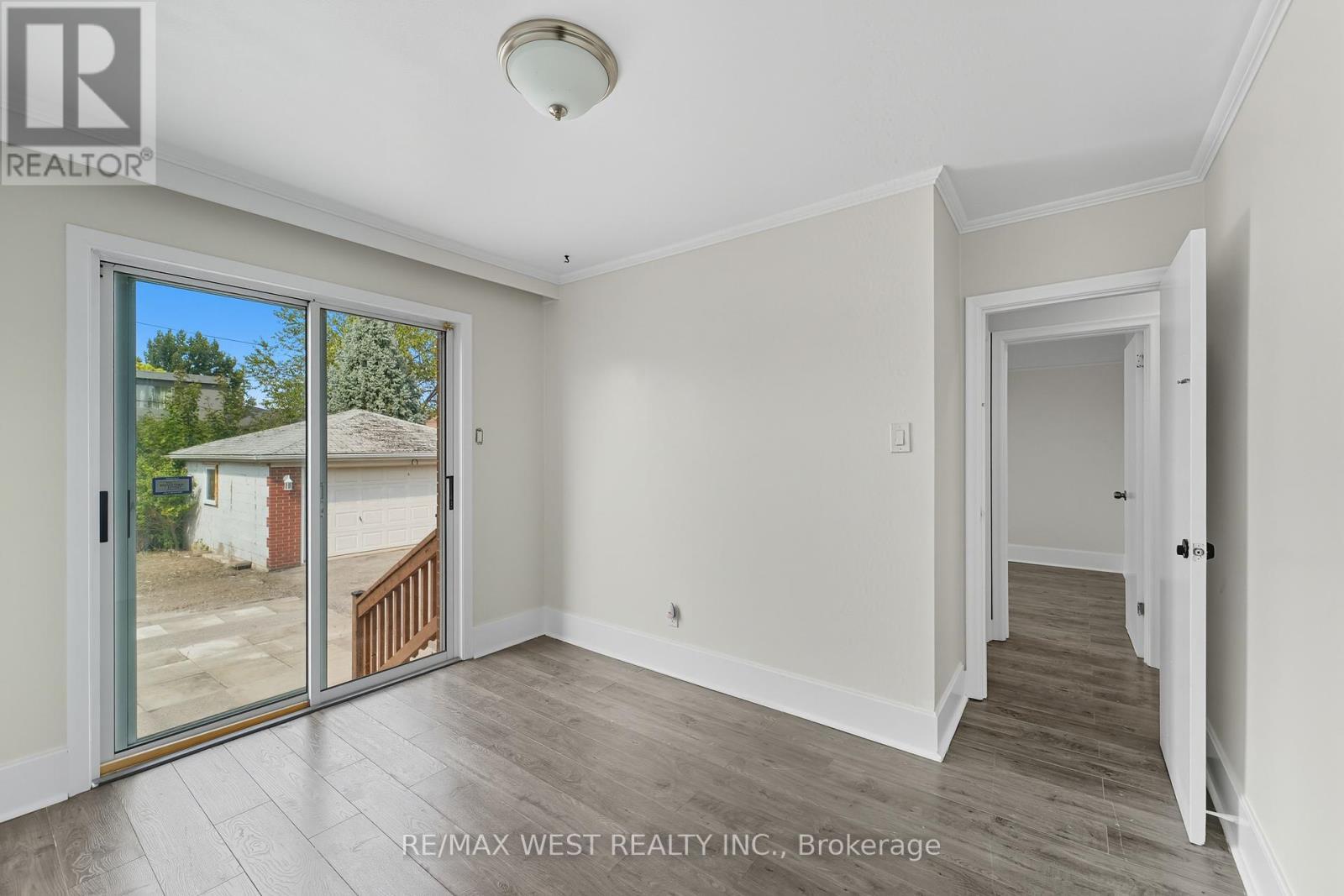 38 Feltham Avenue, Toronto, ON - Indoor Photo Showing Other Room