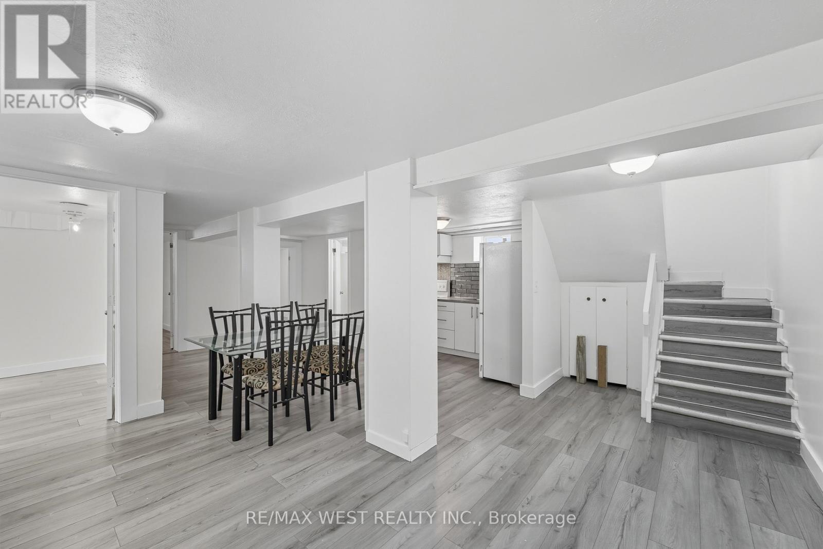 38 Feltham Avenue, Toronto, ON - Indoor Photo Showing Other Room