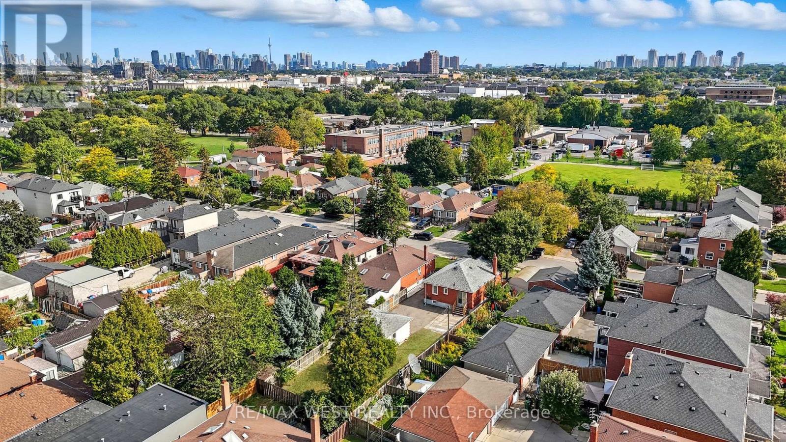 38 Feltham Avenue, Toronto, ON - Outdoor With View