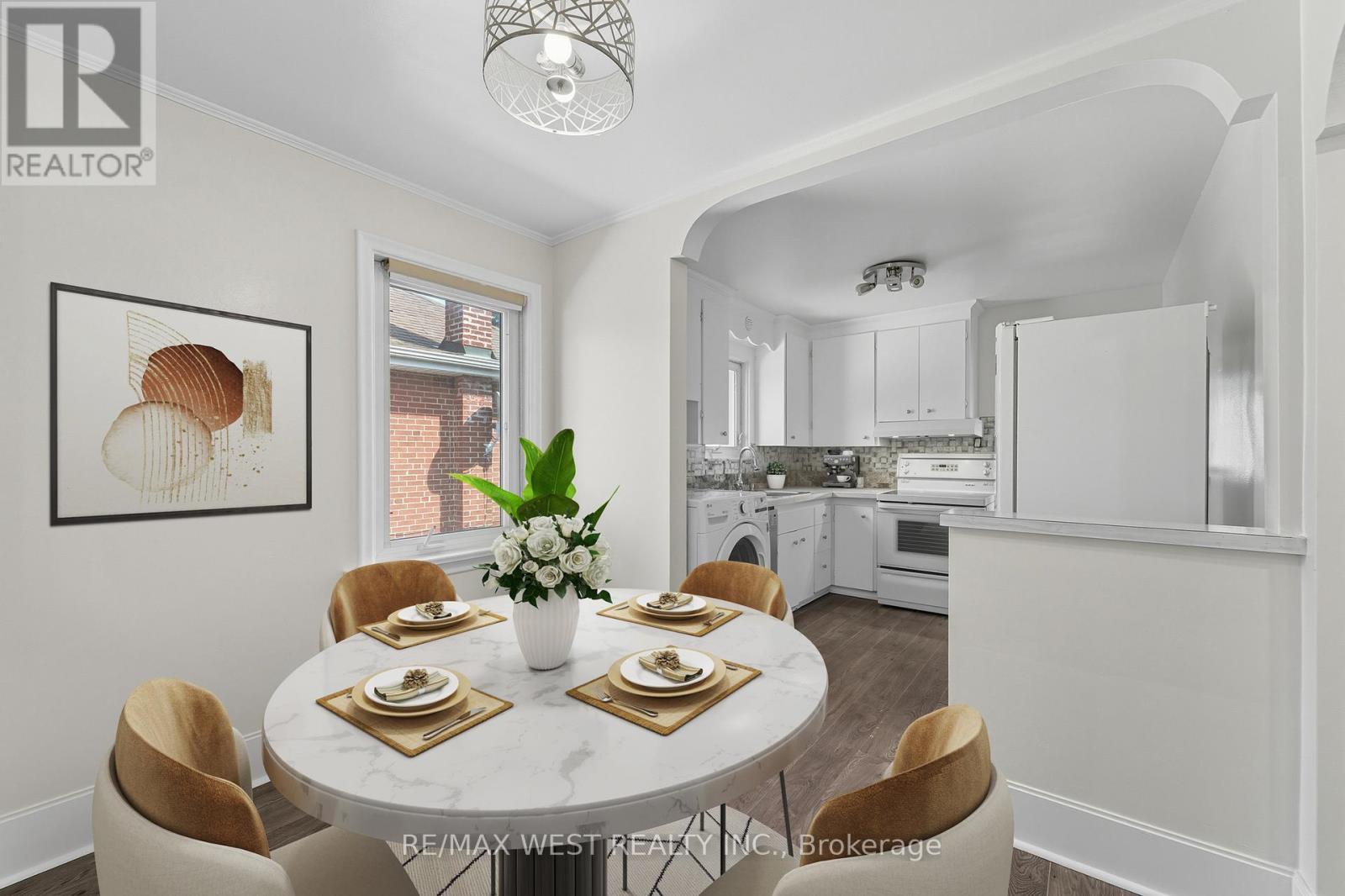 38 Feltham Avenue, Toronto, ON - Indoor Photo Showing Dining Room