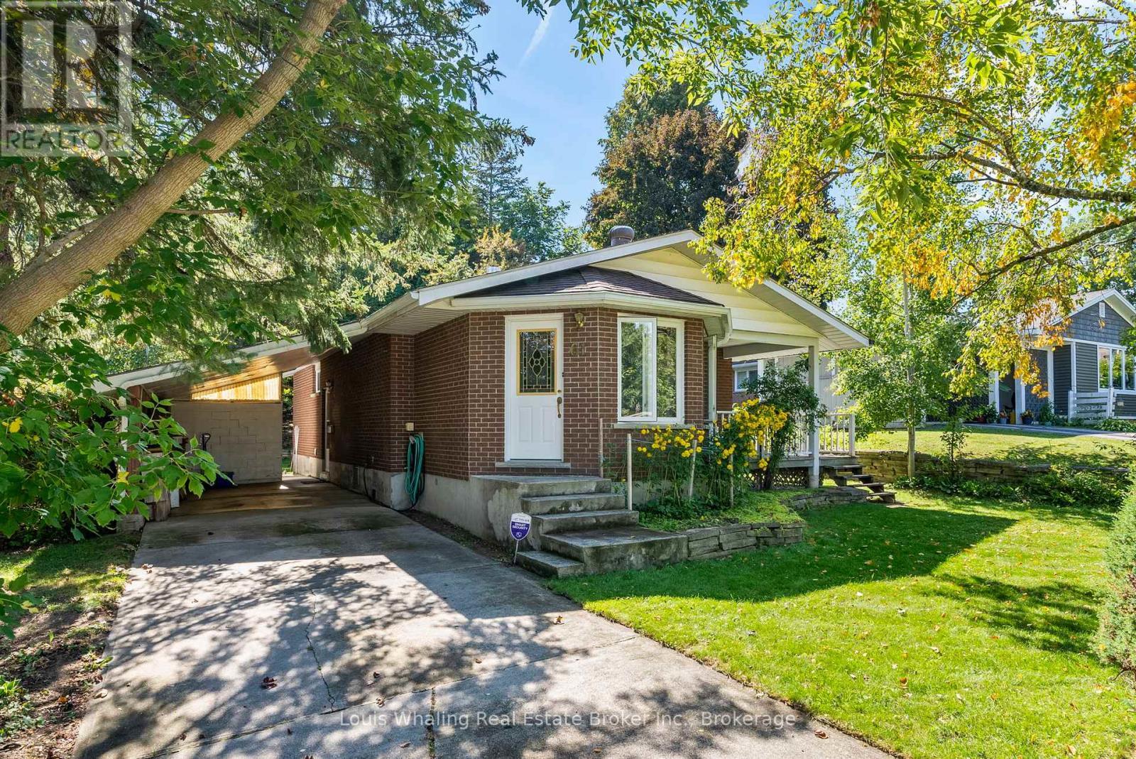 61 8Th Street, Hanover, ON - Outdoor