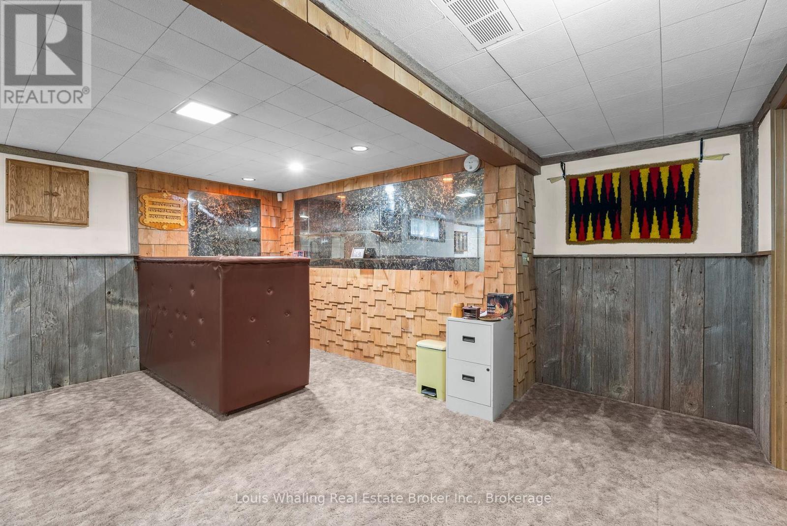 61 8Th Street, Hanover, ON - Indoor