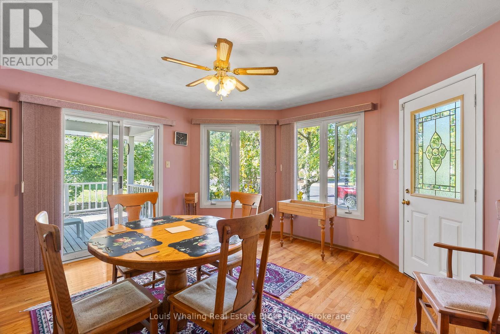 61 8Th Street, Hanover, ON - Indoor Photo Showing Dining Room