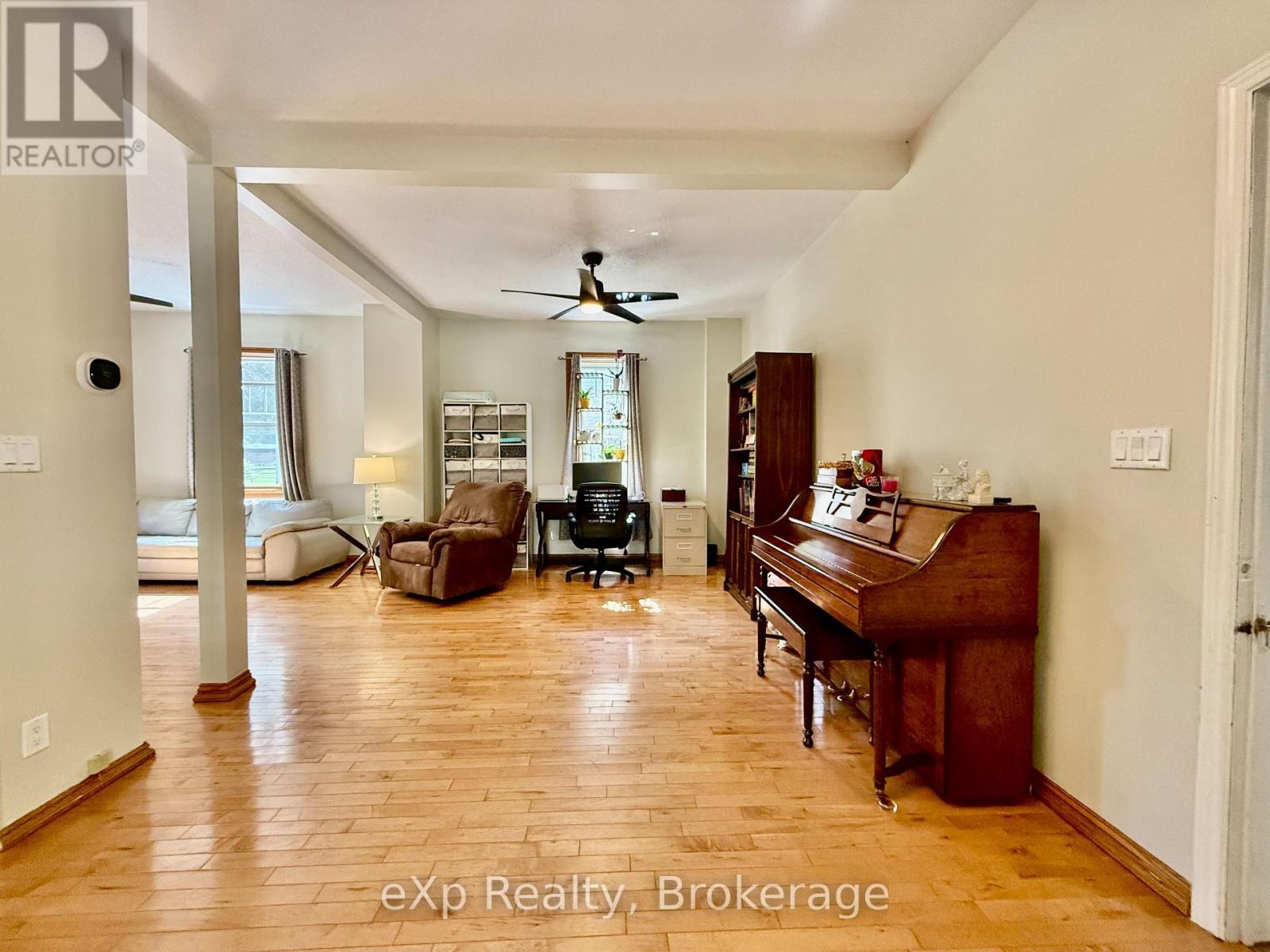 507 Mary Street, Brockton, ON - Indoor Photo Showing Other Room