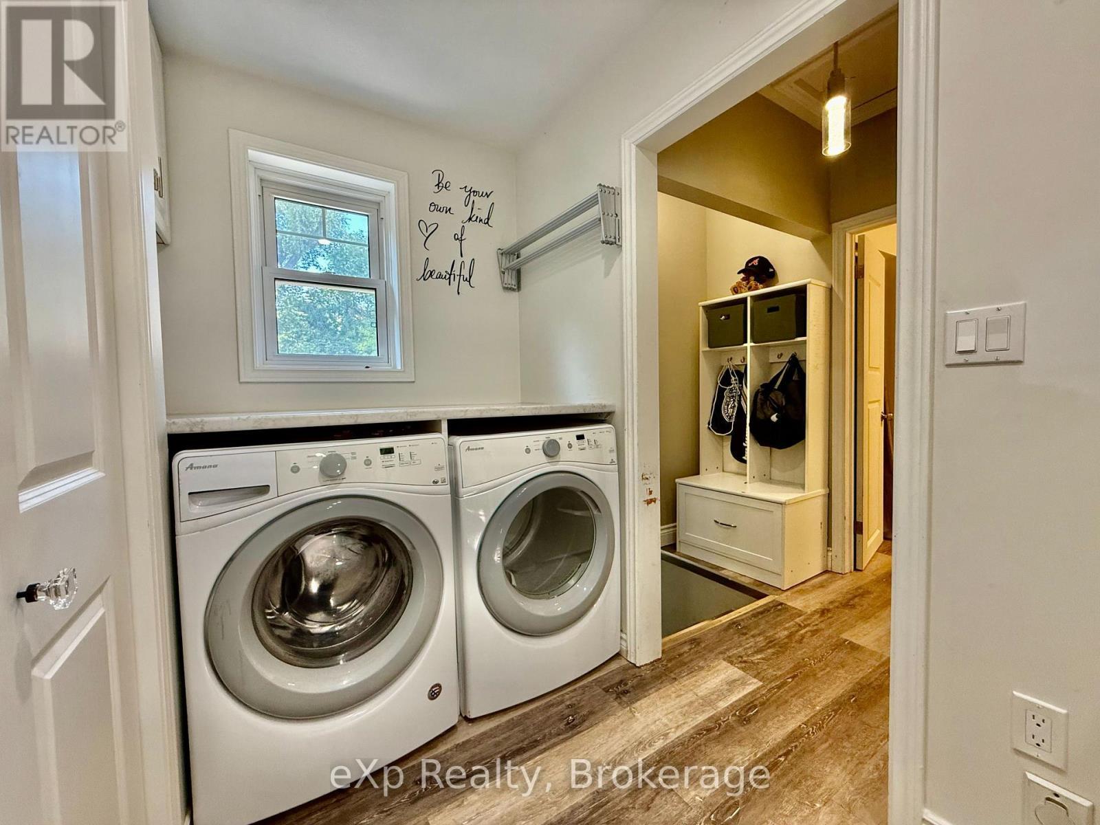 507 Mary Street, Brockton, ON - Indoor Photo Showing Laundry Room