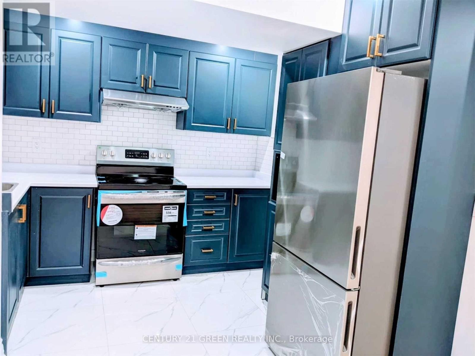 114 Rising Hill Ridge, Brampton, ON - With Exterior