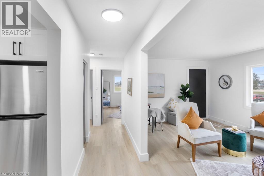 428 Prospect Avenue Unit# 6, Kitchener, ON - Indoor Photo Showing Other Room