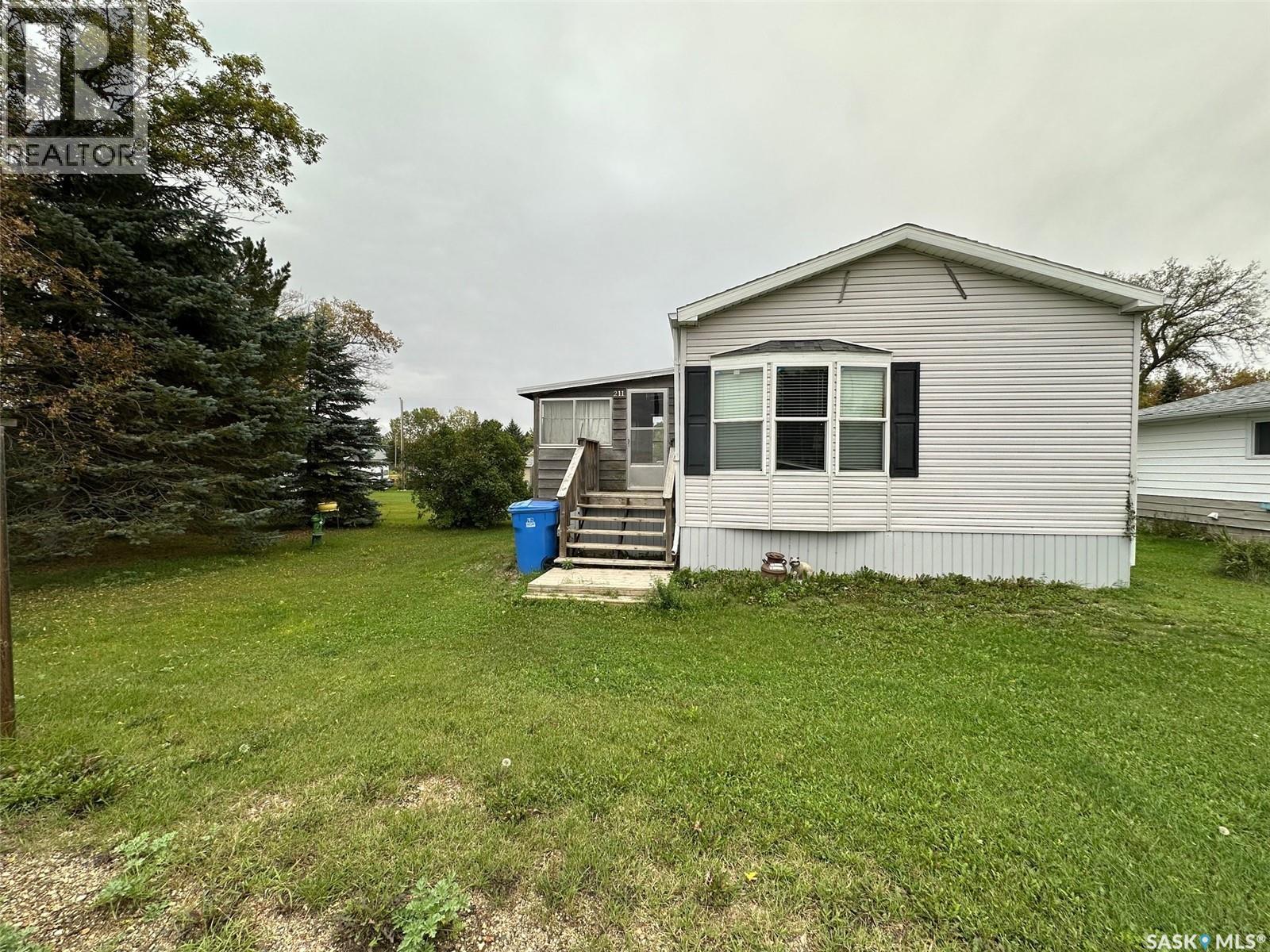 211 North Street, Stoughton, SK