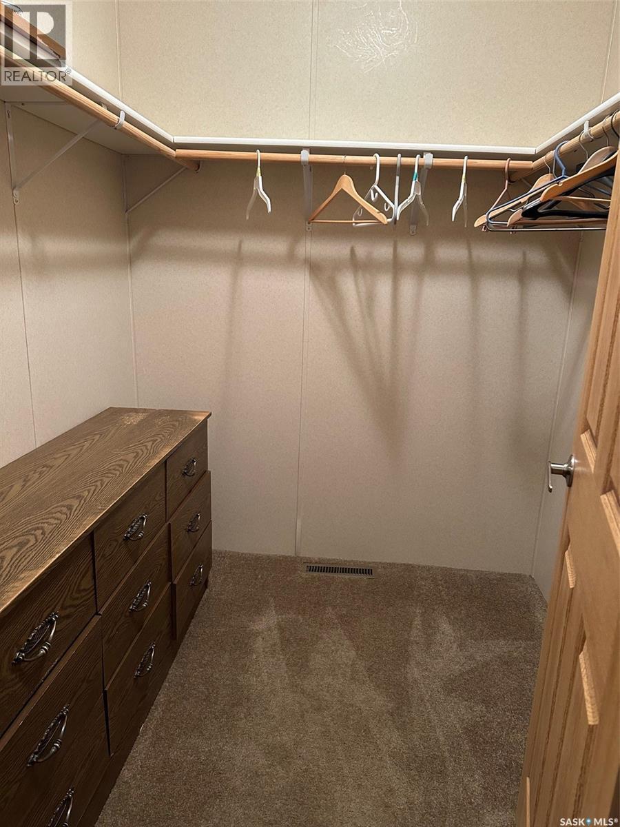 211 North Street, Stoughton, SK