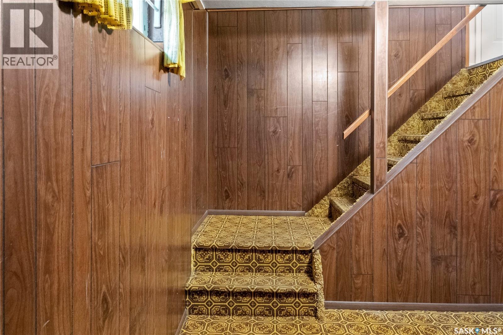 94 Dunning Crescent, Regina, SK - Indoor Photo Showing Other Room