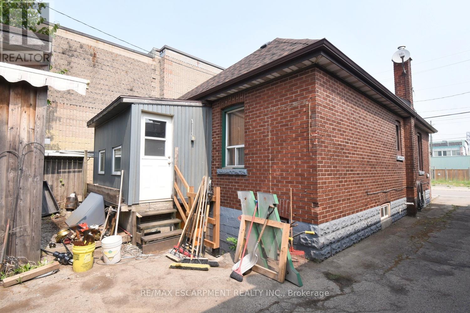 92 Gertrude Street, Hamilton, ON - Outdoor With Exterior