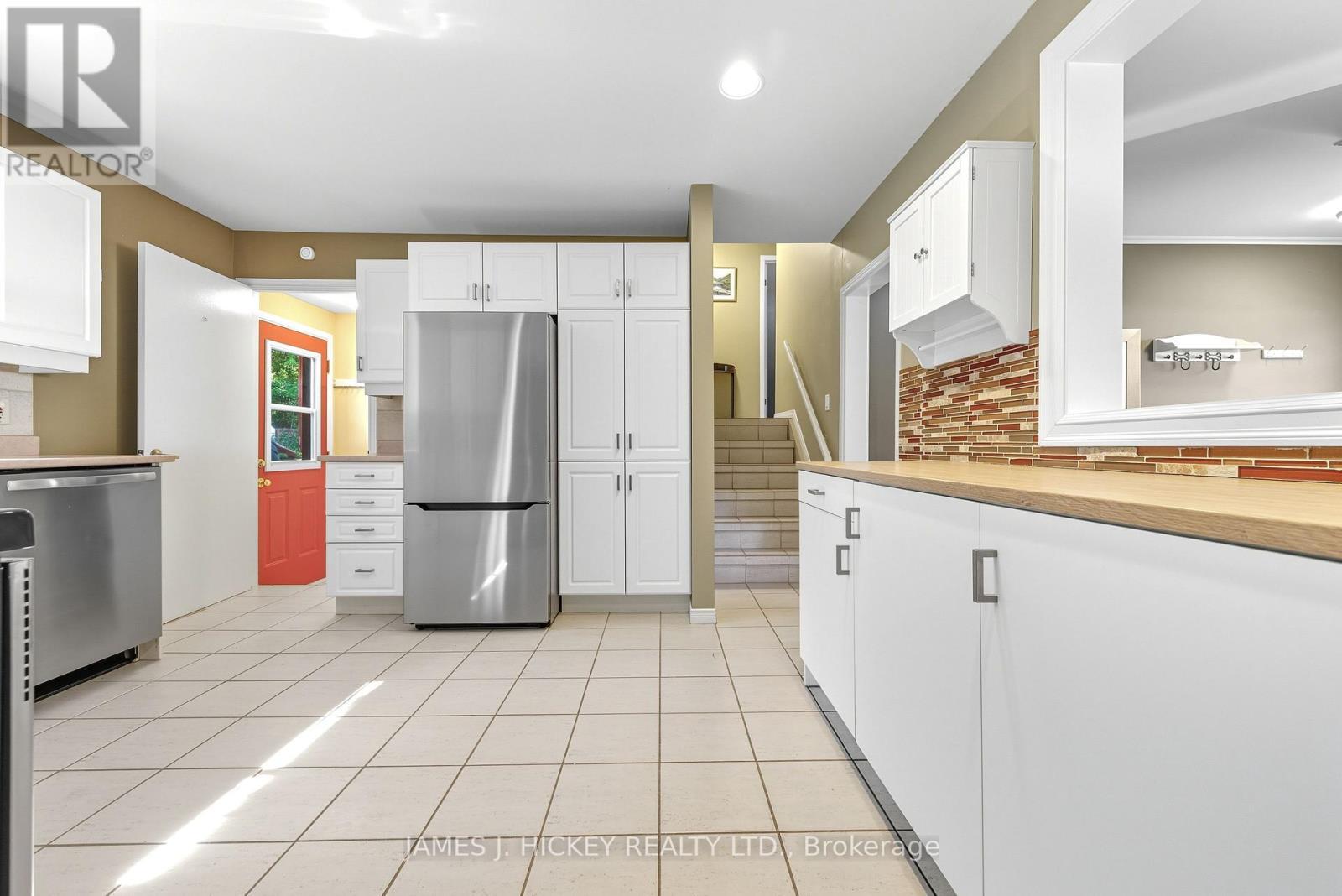 119 Frontenac Crescent, Deep River, ON - Indoor Photo Showing Kitchen