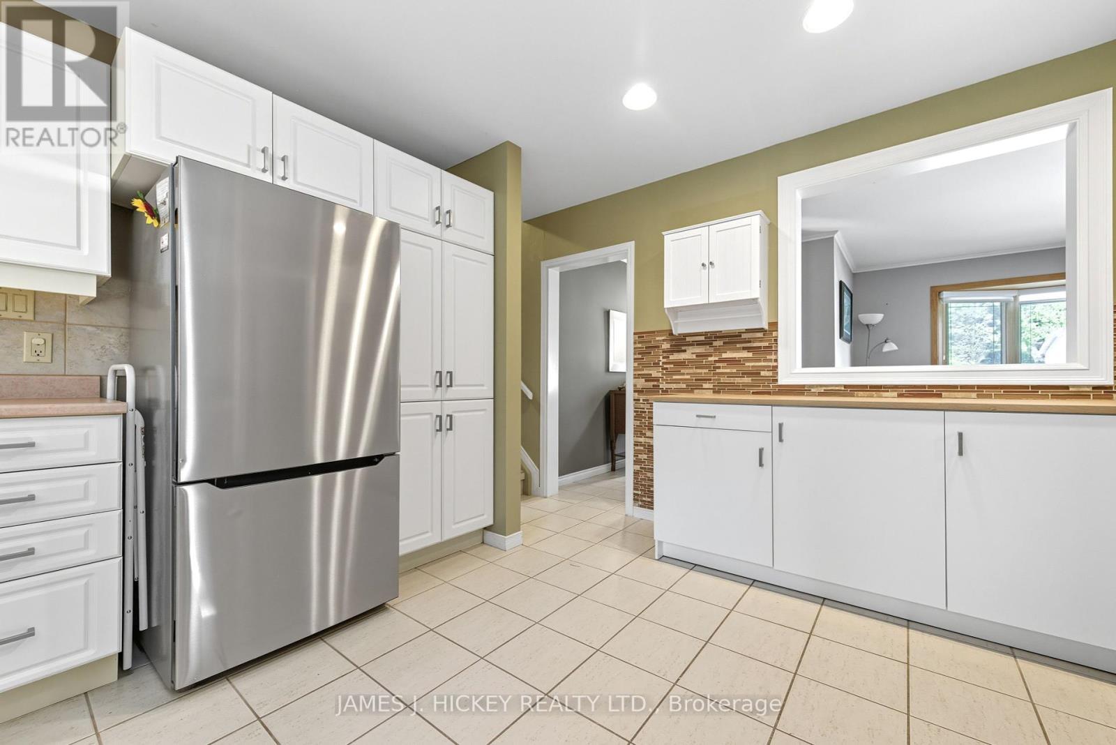 119 Frontenac Crescent, Deep River, ON - Indoor Photo Showing Kitchen