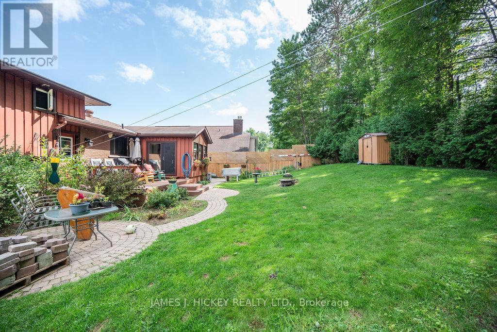 119 Frontenac Crescent, Deep River, ON - Outdoor With Deck Patio Veranda