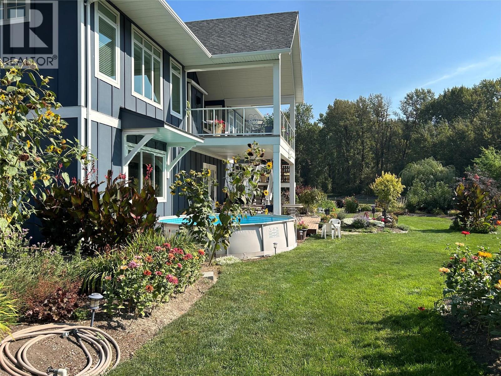 Pool - 6984 Highway 6, Coldstream, BC - Outdoor