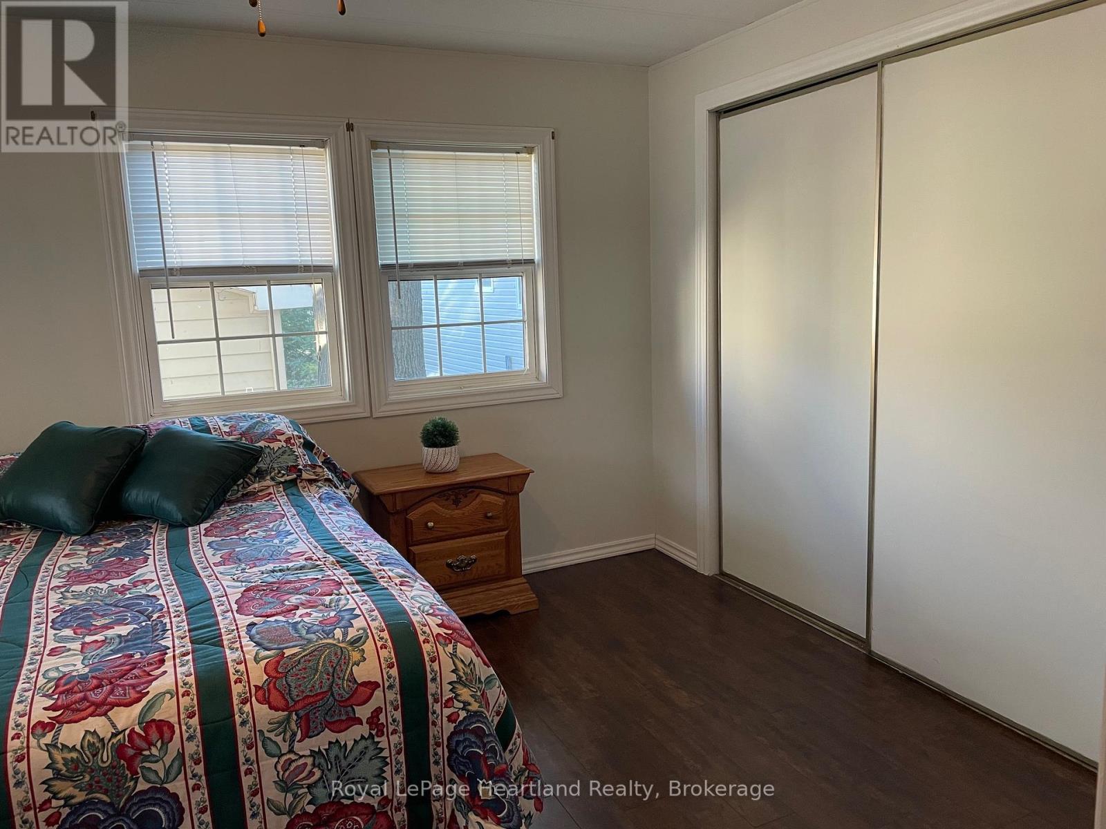 9 Algonquin Lane, Ashfield-Colborne-Wawanosh (Colborne), ON - Indoor Photo Showing Bedroom