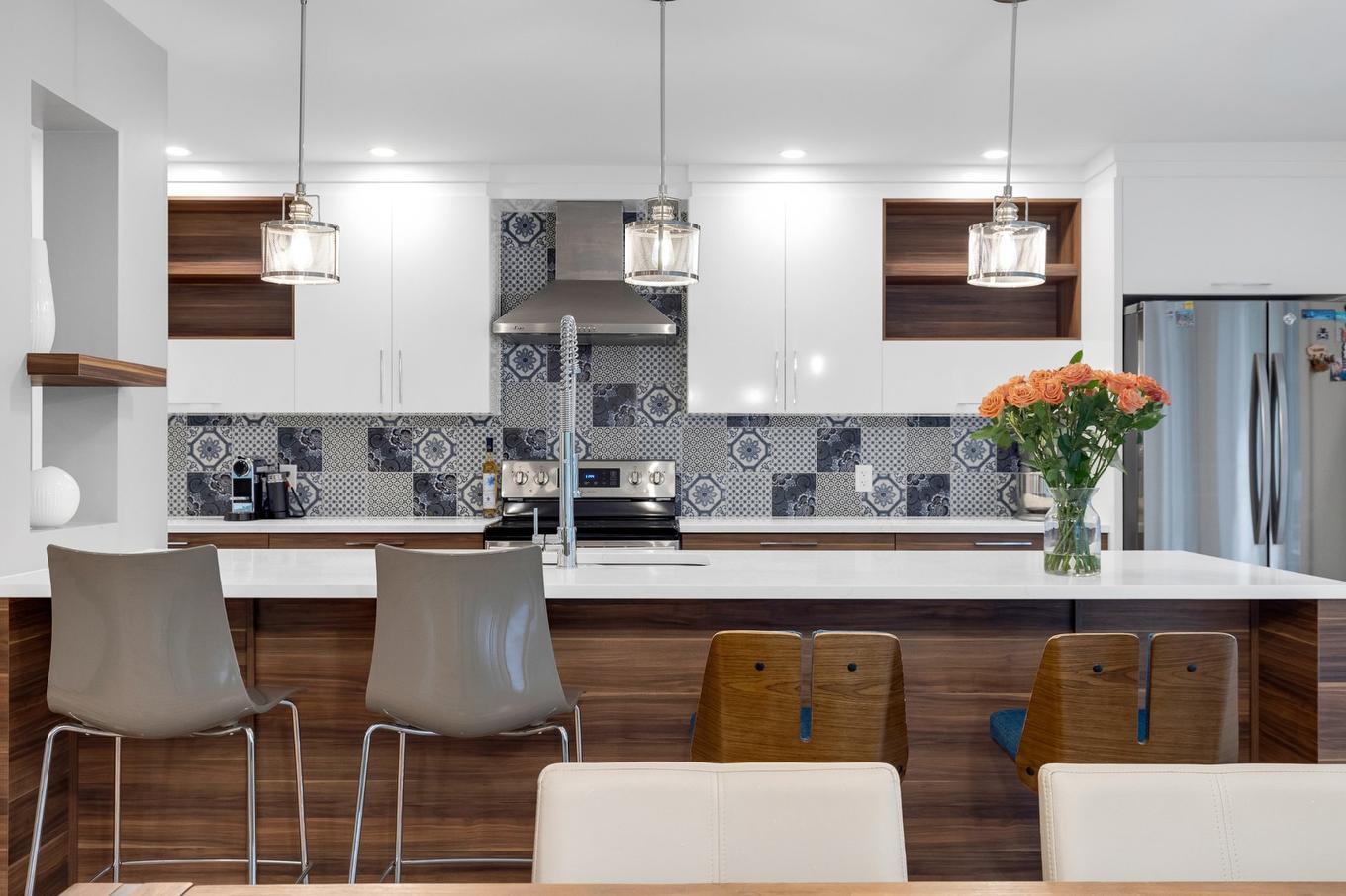 Kitchen - 16925 Rue Du Corail, Mirabel, QC - Indoor Photo Showing Kitchen With Upgraded Kitchen