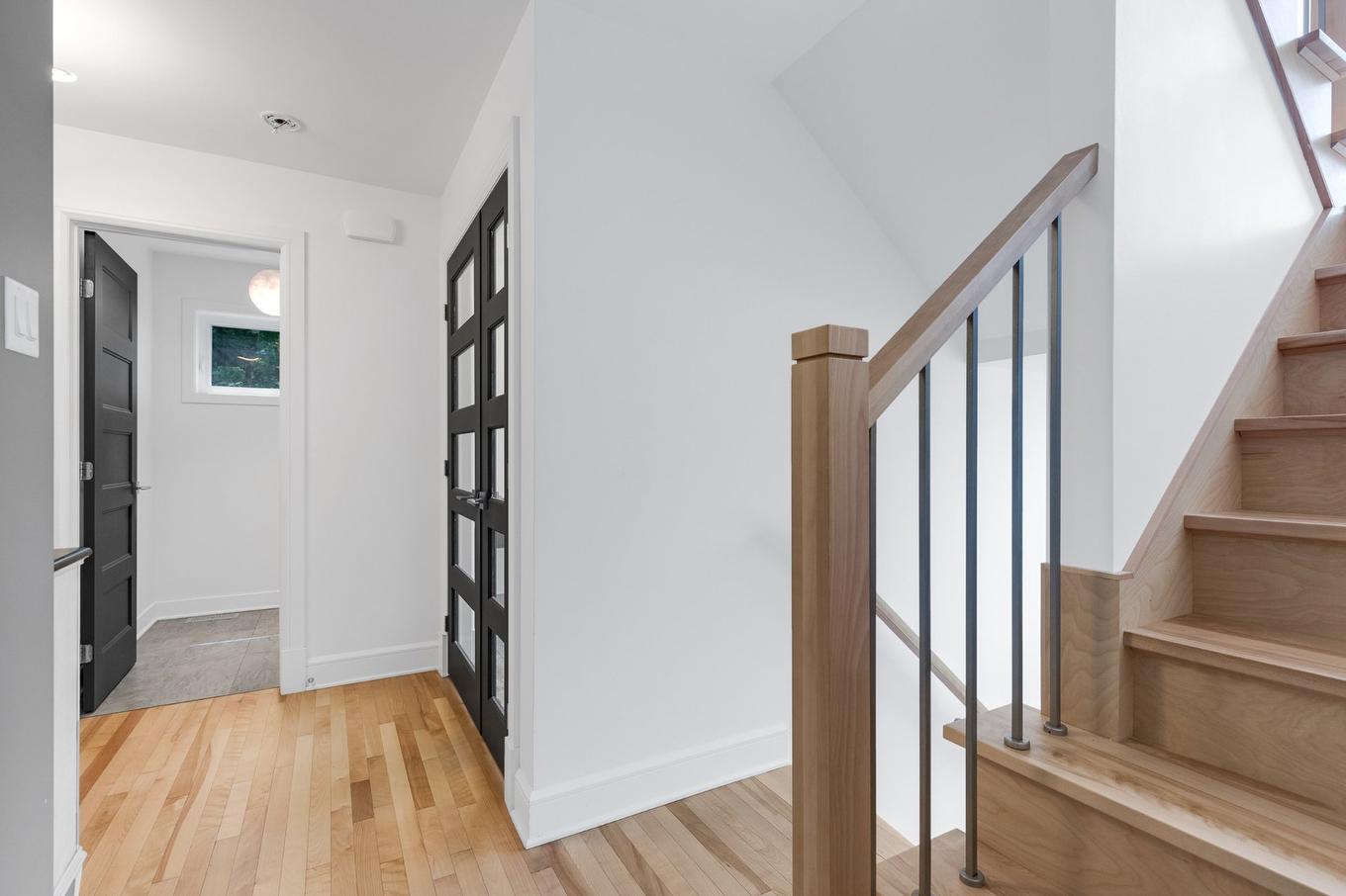 Staircase - 16925 Rue Du Corail, Mirabel, QC - Indoor Photo Showing Other Room