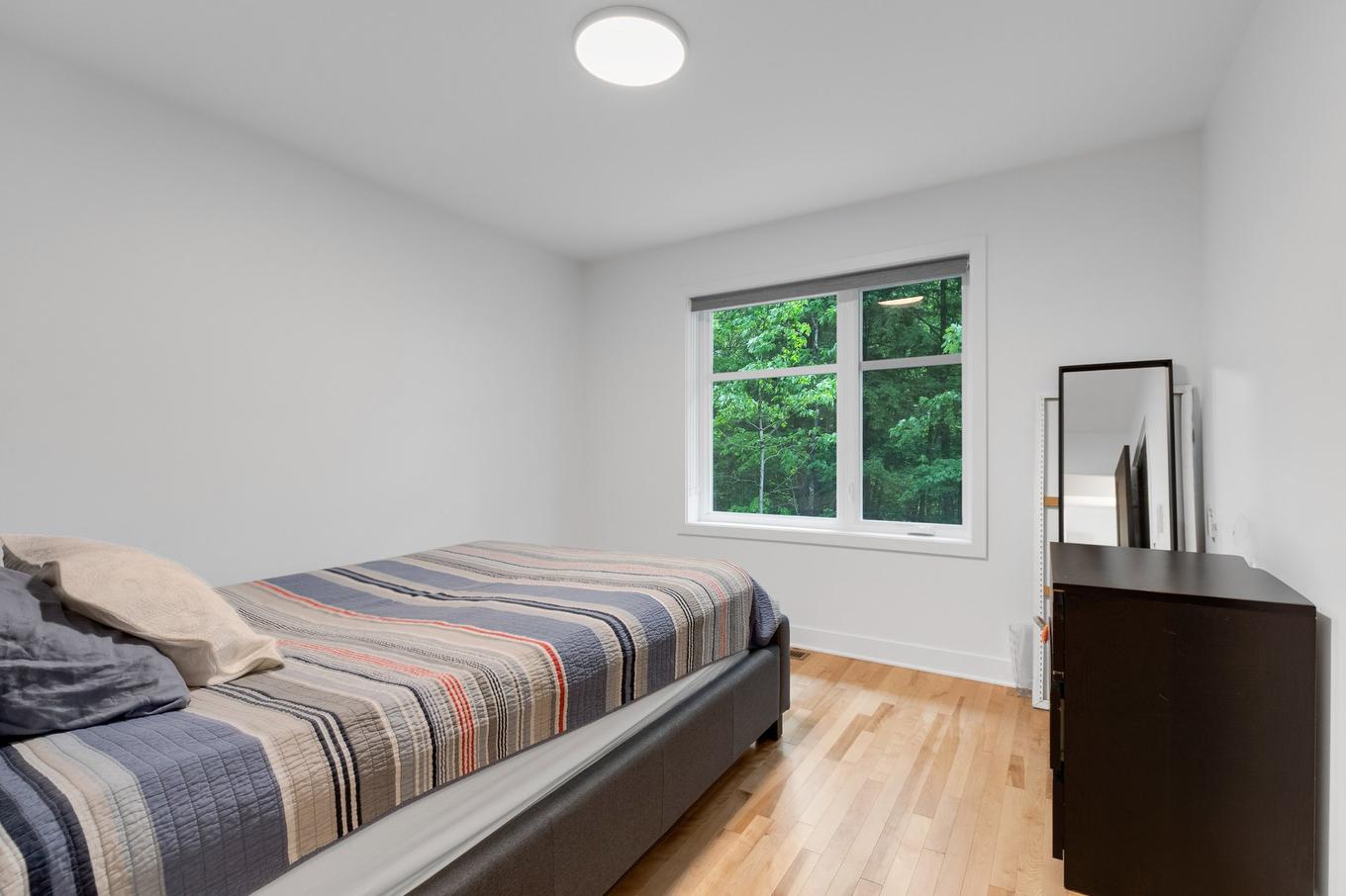 Bedroom - 16925 Rue Du Corail, Mirabel, QC - Indoor Photo Showing Bedroom