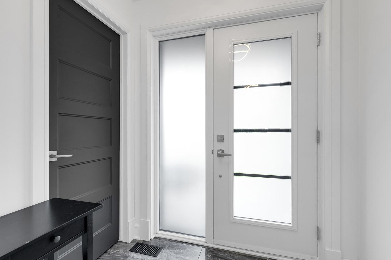 Hall - 16925 Rue Du Corail, Mirabel, QC - Indoor Photo Showing Other Room