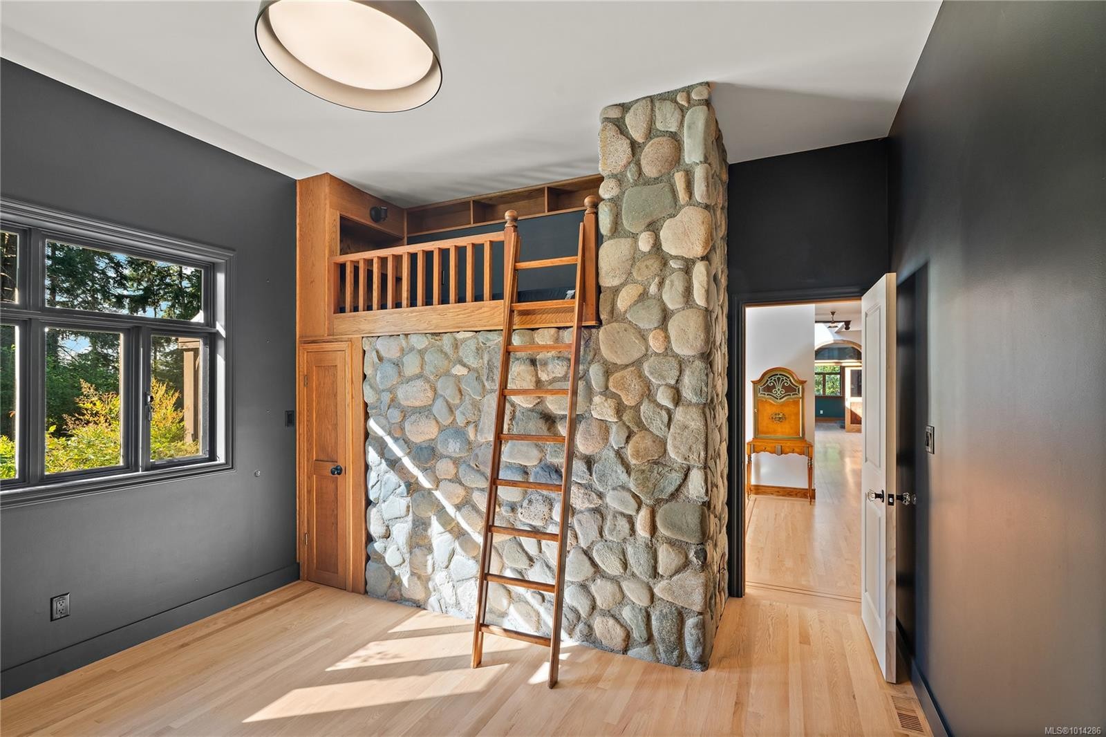 845 Downey Rd, North Saanich, BC