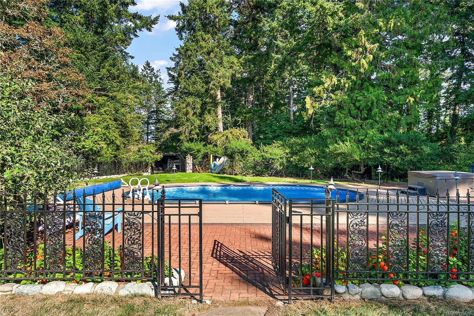 845 Downey Rd, North Saanich, BC